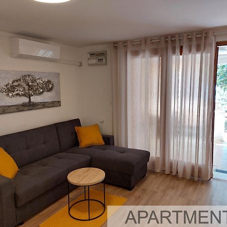 Apartmani Denis Stara Baška 外观 照片