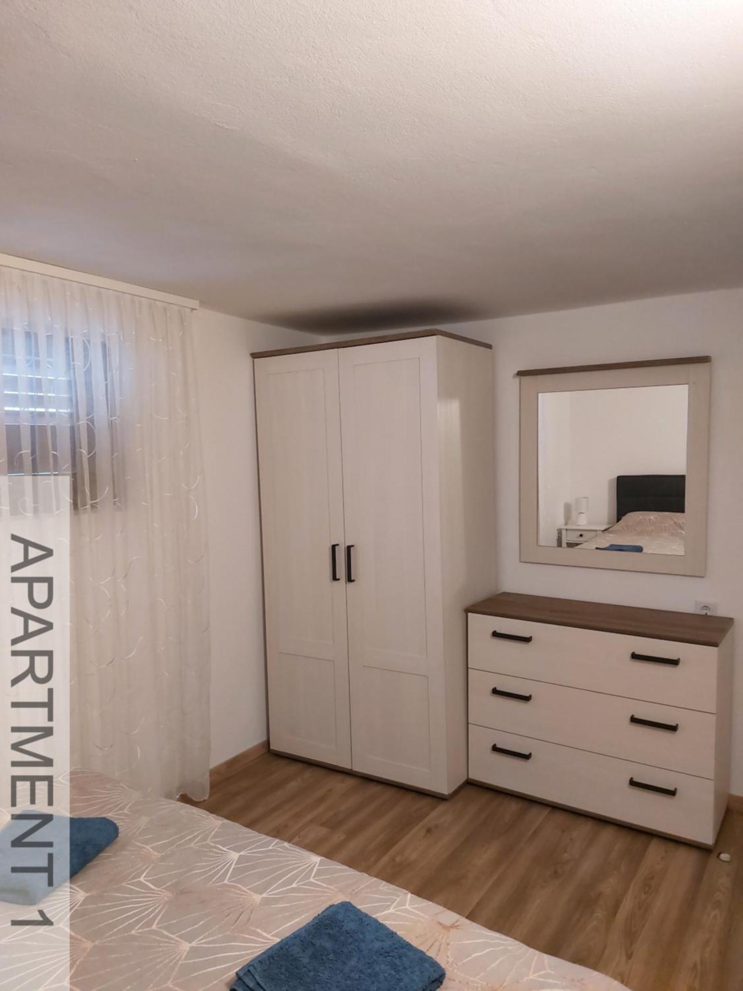 Apartmani Denis Stara Baška 外观 照片