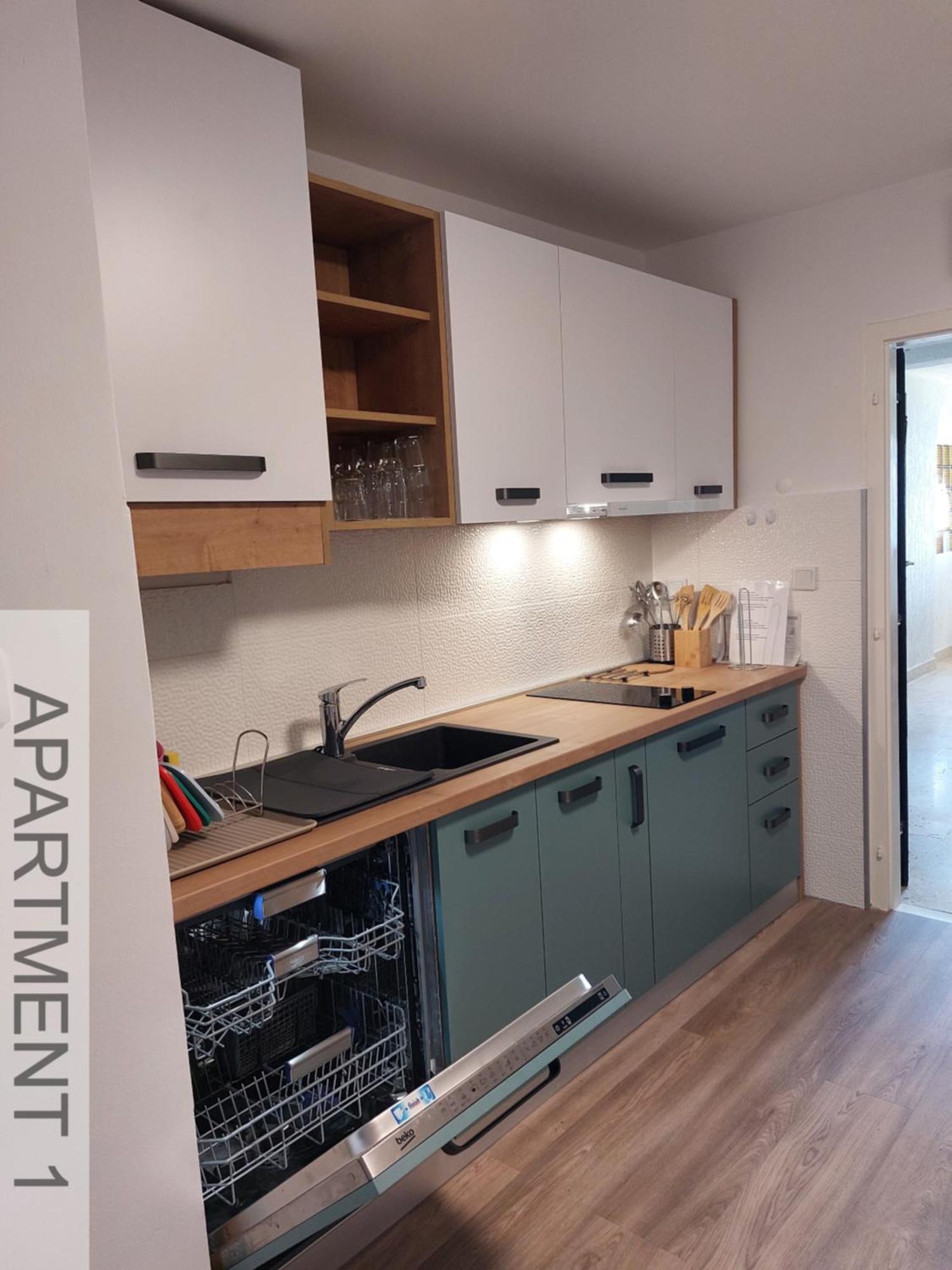Apartmani Denis Stara Baška 外观 照片